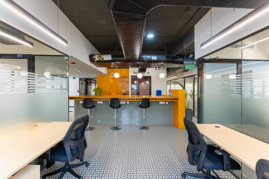 Fully furnished Co working spaces by Akasa